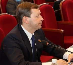 Депутаты ЗСК внесли изменения в региональный закон о госполитике в сфере торговой деятельности